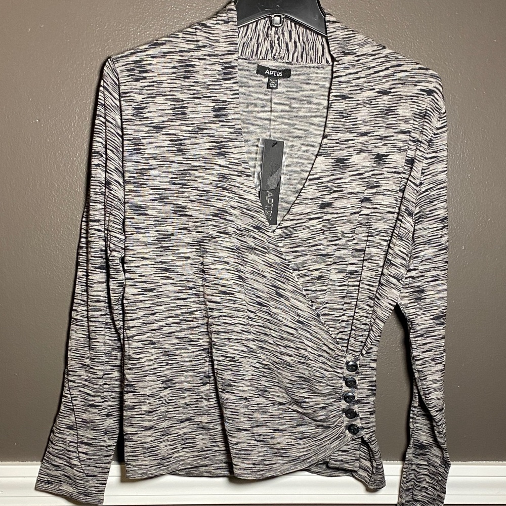 Apt 9 Black and Gray Patterned Wrap Knit Top W/ Button Detail